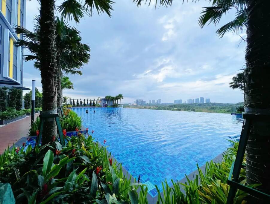 Apartment Sunway Grid By Wp *